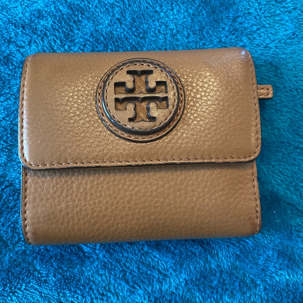 TORY BURCH WALLET